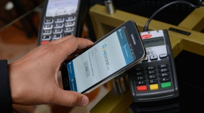В Казахстане запустили платежную систему на базе мобильных телефонов