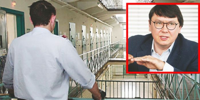 Рахат Алиев пожаловался на посягательства в австрийской тюрьме