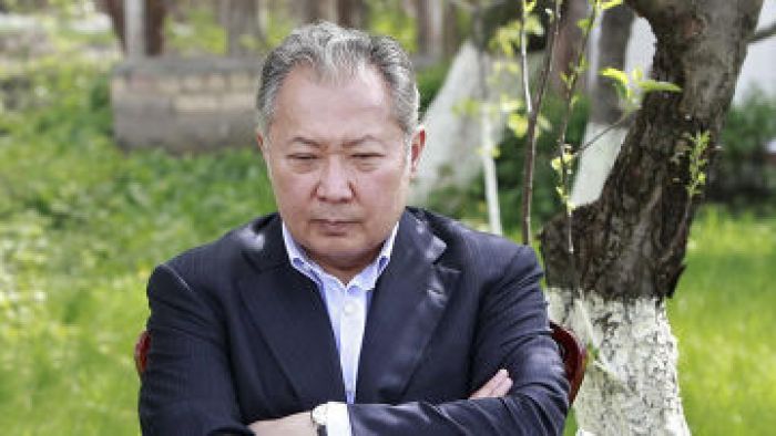 Оглашение приговора экс-главе Киргизии Бакиеву началось в Бишкеке