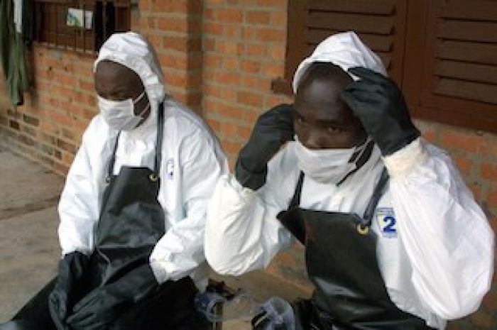 Западная Африка закрывается на карантин из-за Эбола