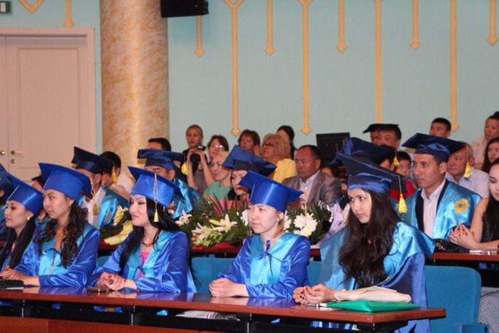 Назарбаев поручил Саринжипову лично проконтролировать трудоустройство выпускников