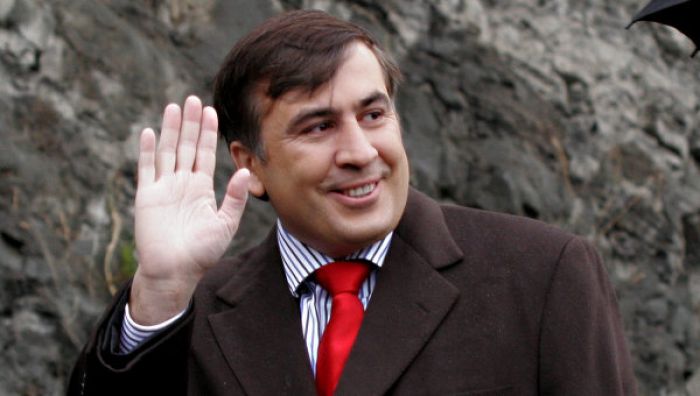 Полиция Грузии вернула семье Саакашвили его пиджаки