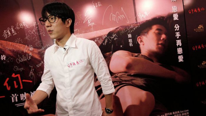 Джеки Чан извинился за своего сына, задержанного в Китае за наркотики