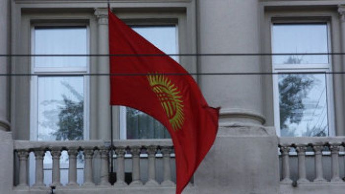 МВД Киргизии назвала госслужащих связанных с ОПГ