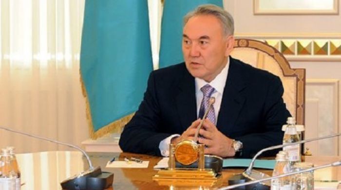 Назарбаев: При перегибах с казахским языком Казахстан ждет судьба Украины