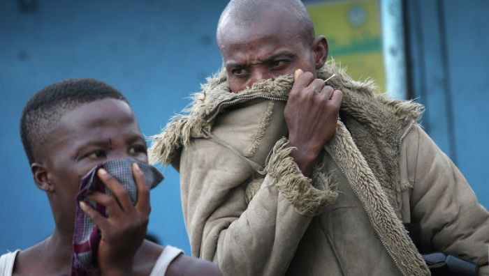 CNN: заразившиеся Эбола покупают кровь вылечившихся на черном рынке