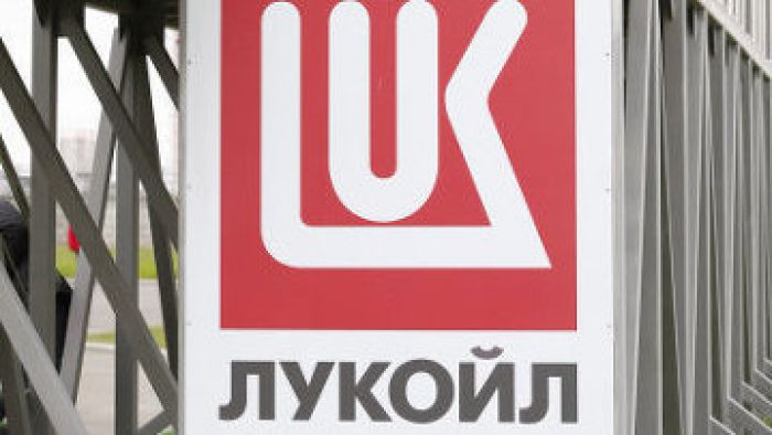 "Башнефть" и ЛУКОЙЛ поставят в РК дополнительный бензин 