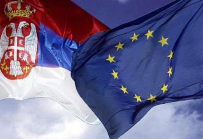 Евросоюз обязал Сербию ввести санкции против России
