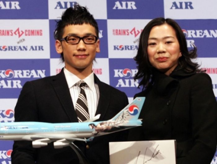 Менеджер Korean Air уволилась из-за скандала с орешками