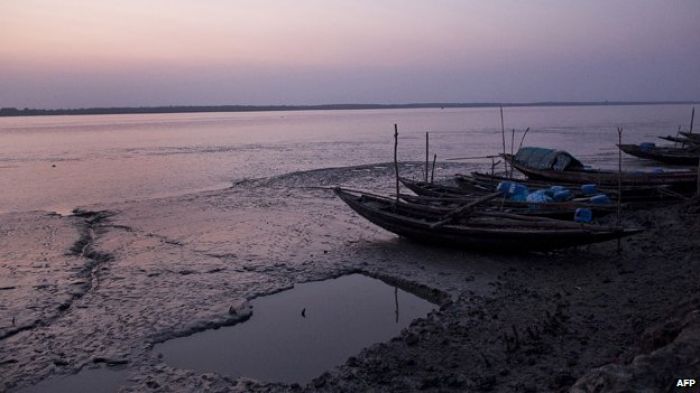 Бангладеш: Разлив нефти угрожает крупнейшему мангровому лесу мира