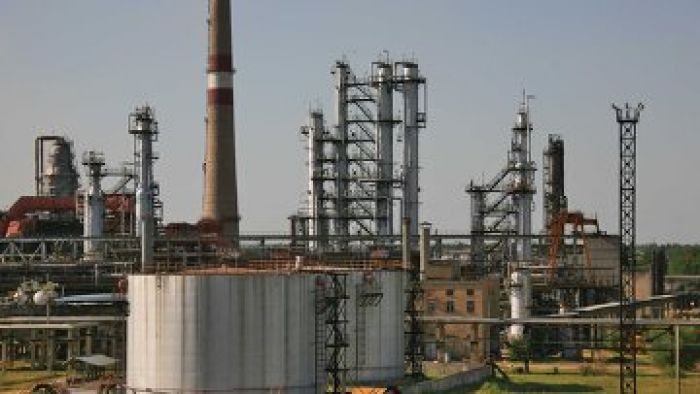 Назарбаев: Казахстану необходимо увеличить глубокую переработку нефти