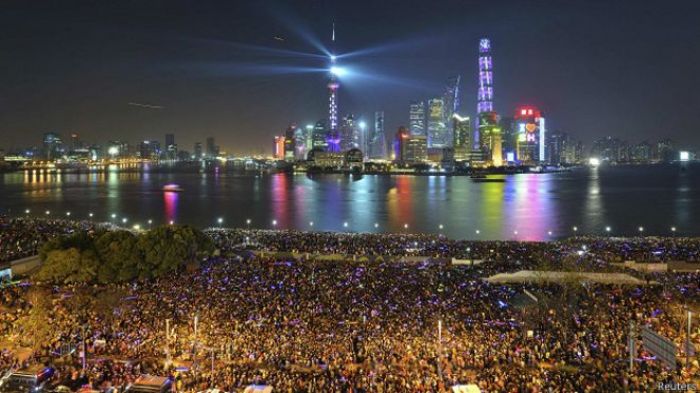 В новогодней давке в Шанхае погибли 36 человек