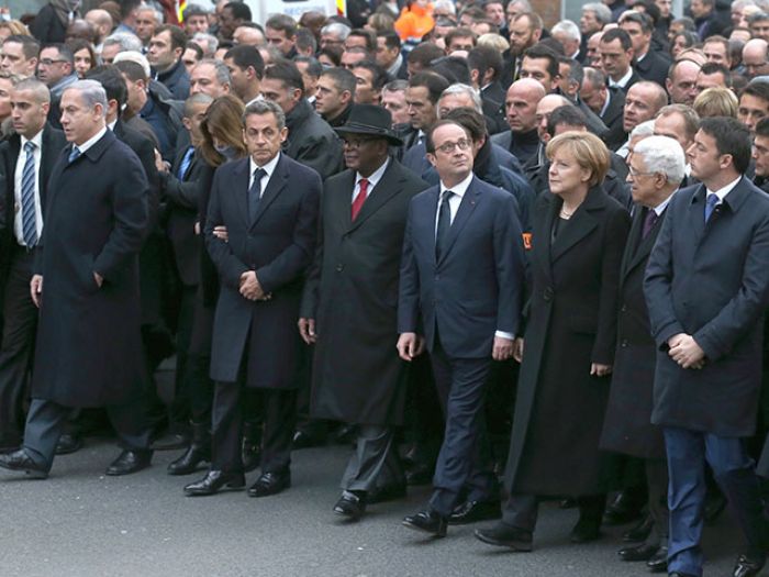 СМИ: Олланд просил Нетаньяху не приезжать на "марш единства" 