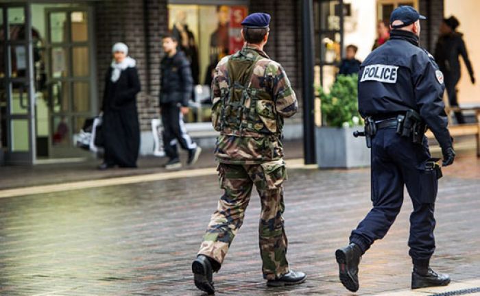 Полиция ЕС сообщила о готовящемся в ближайшие дни теракте в Европе