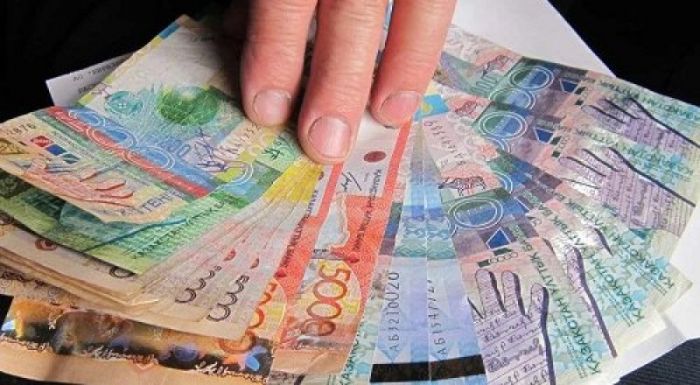CМИ: Через год Казахстан рискует остаться без мелких банкнот