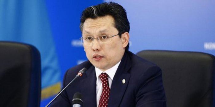 Пенсионные накопления казахстанцев могут потратить на покрытие дефицита бюджета
