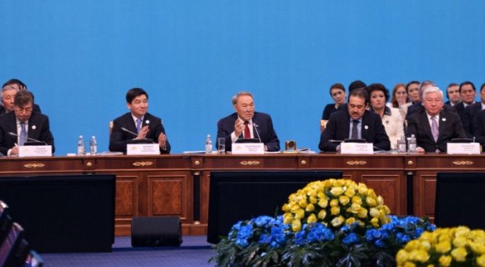 Президент состоятельным казахстанцам: Принесите деньги из-за рубежа и спите спокойно