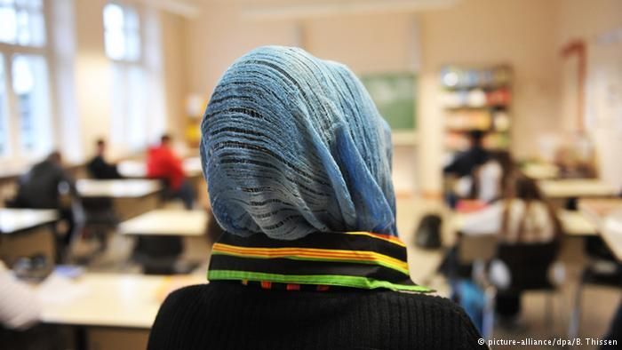 Немецкий суд разрешил хиджаб учителям