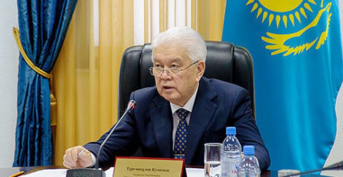ЦИК: Агитматериалы в поддержку Назарбаева превалируют из-за большего избирательного фонда 