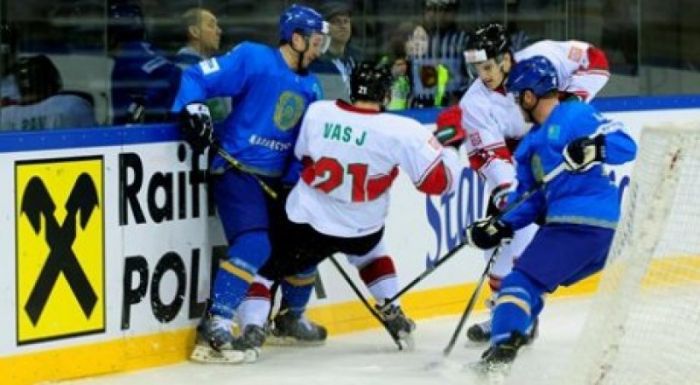 Сборная Казахстана по хоккею единственная на ЧМ набрала максимальные очки