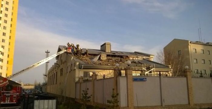 В посольстве РФ в Астане произошел пожар