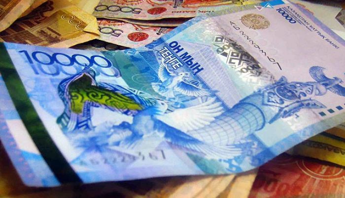 Казахстанским террористам предложили оставить часть денег на счетах