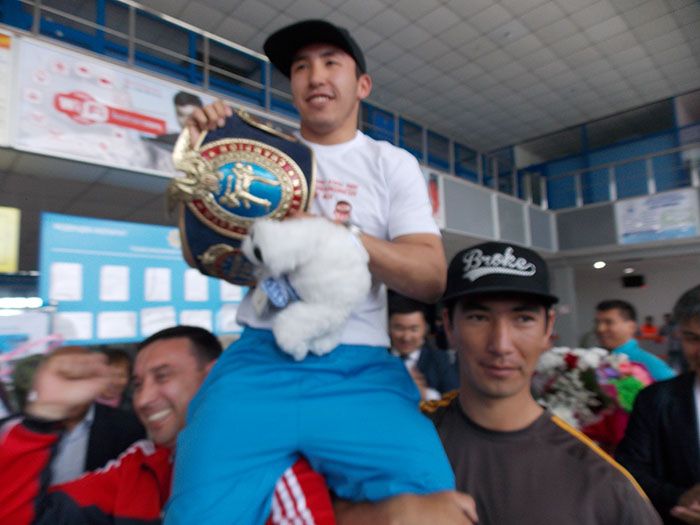 Абзал Дюсупов – чемпион Азии среди профессионалов