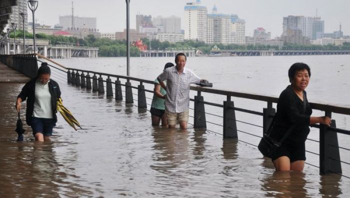 Более 700 тыс. человек пострадали от ливней в Китае