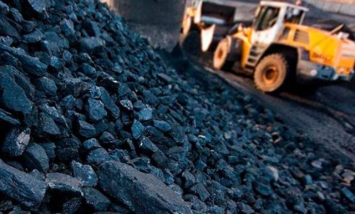 Казахстан планирует увеличить добычу угля на 1% в 2015 г.