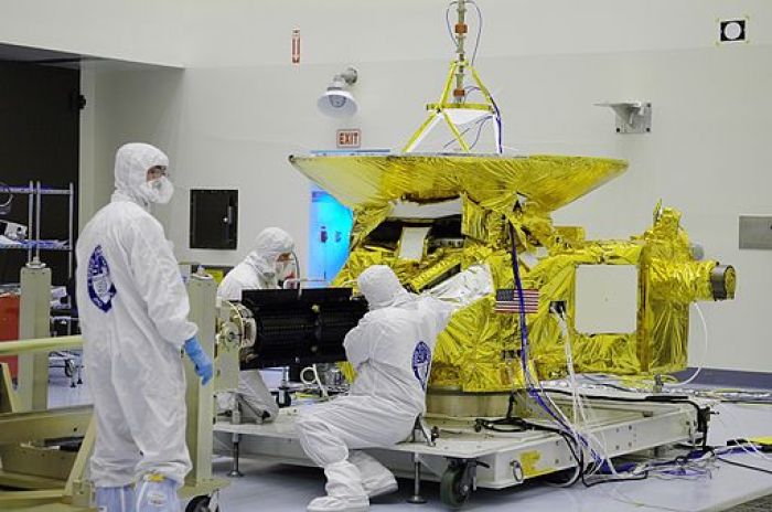 NASA: станция New Horizons приближается к Плутону