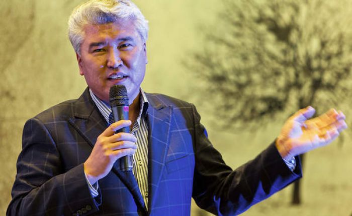 Министр культуры и спорта Казахстана объяснил свой список "позорящих" фильмов