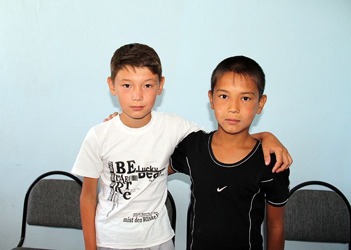 В Атырауской области двое мальчишек спасли тонущую женщину