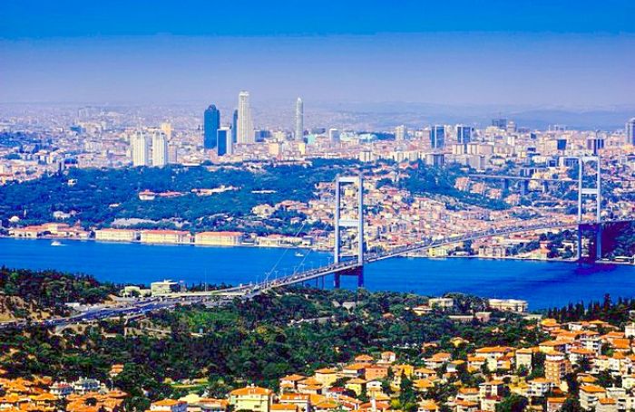 МИД ФРГ предупредил об опасности нападений в Стамбуле