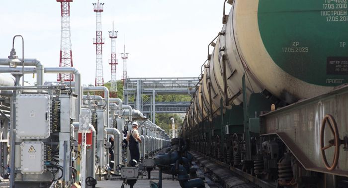 Казахстан ввел запрет на экспорт нефтепродуктов