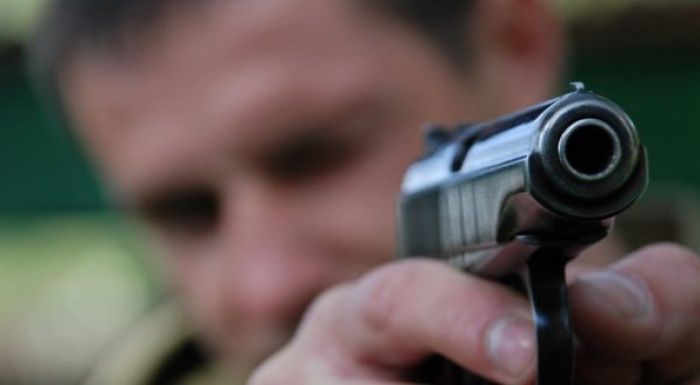 Полицейский застрелил пассажира авто в Алматинской области