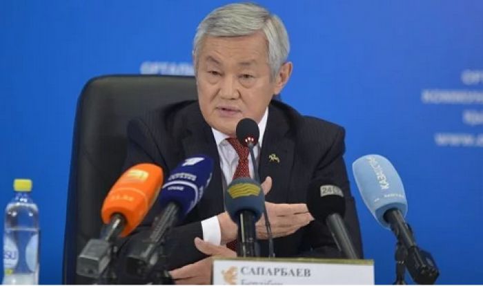 Казахстанским учителям повысят зарплату на 27%