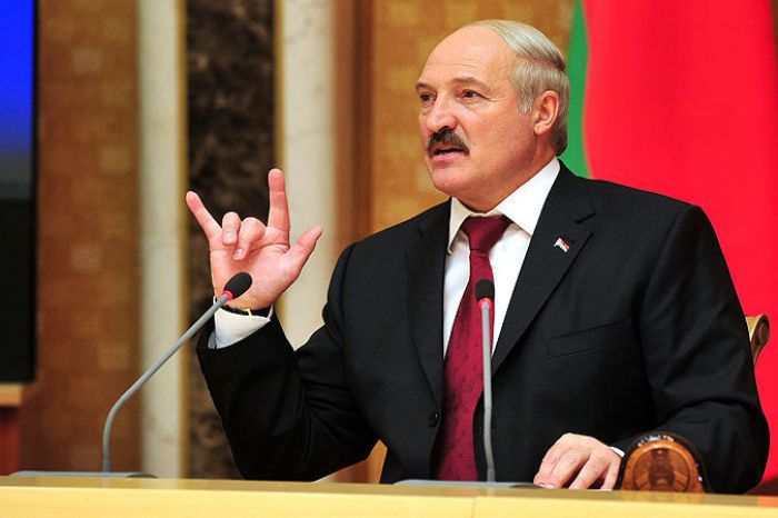 Лукашенко помиловал нескольких заключенных оппозиционеров