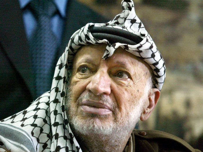 Во Франции закрыли дело о смерти Арафата, отвергнув версию об отравлении