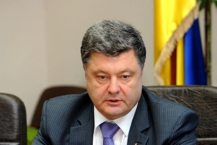 Порошенко объявил о начале "масштабной демобилизации" в Украине