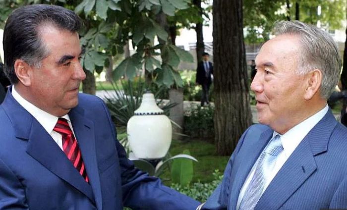 Шесть документов подписаны в ходе визита Назарбаева в Душанбе