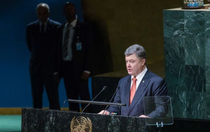 Порошенко обвинил Россию в злоупотреблении правом вето в ООН