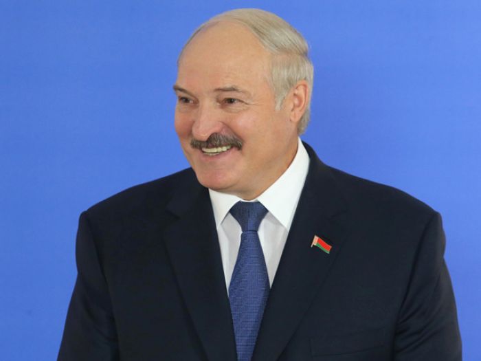 Лукашенко в пятый раз выиграл выборы президента Белоруссии