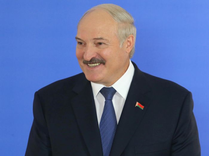 Лукашенко в пятый раз выиграл выборы президента Белоруссии