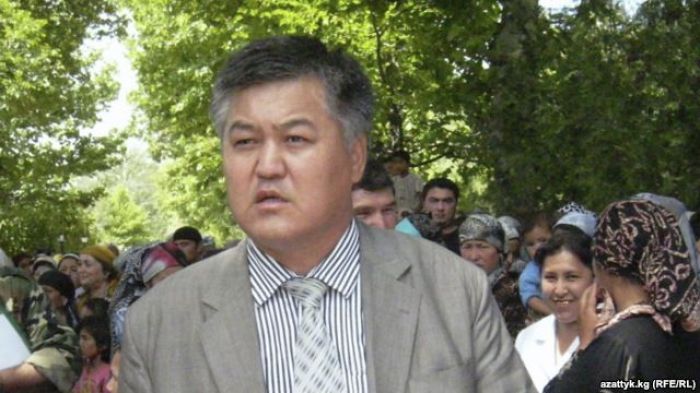 Оппозиционер подал в суд на президента Кыргызстана