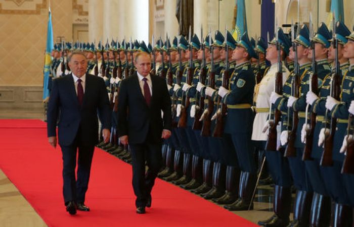 Падение товарооборота с Россией Назарбаев назвал временным