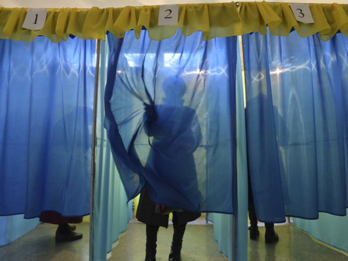 В Украине прошли местные выборы: первые результаты экзит-поллов