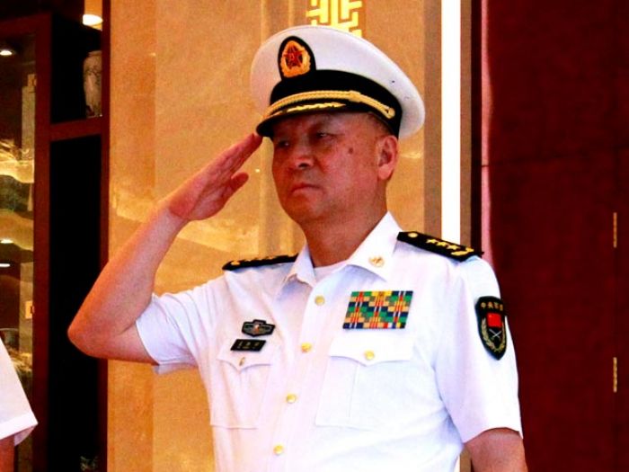 Китай предупредил США о последствиях из-за эсминца возле спорных островов