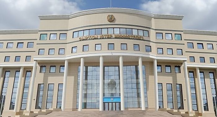 МИД: казахстанцев среди погибших в крушении российского авиалайнера нет