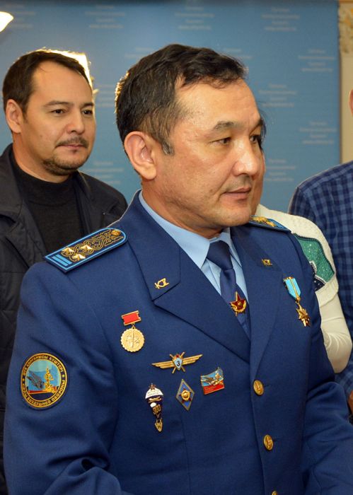 ​«Белое солнце…», студёная вода из колодца Гагарина и остановка в степи