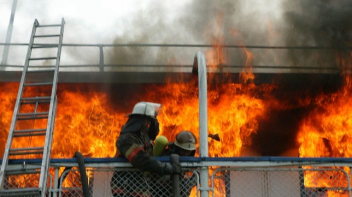 Инструкцию по спасению горящего человека дали спасатели ВКО